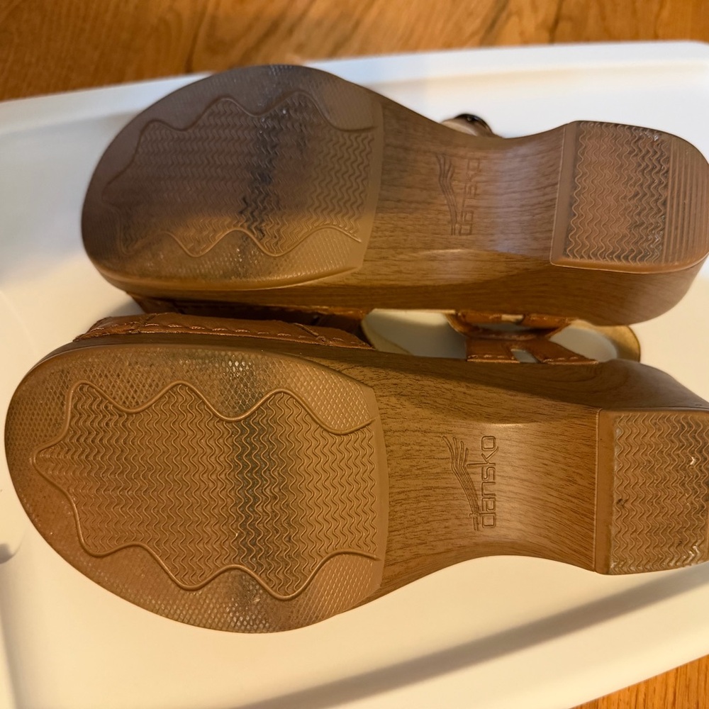 Dansko Brown Leather Crisscross Slingback Sandals - Picture 4 of 4